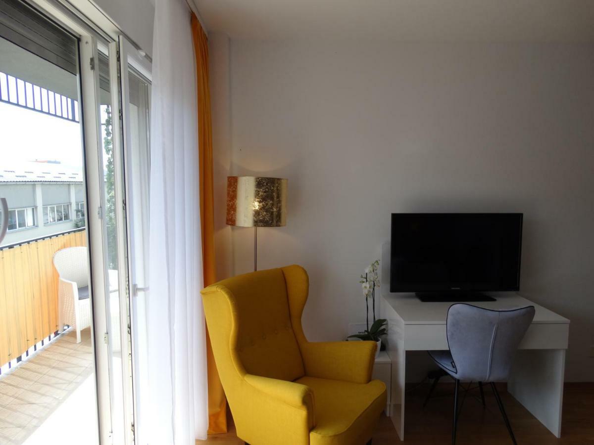 Jacuzzi Studio Apartman Mare'S Zagreb Eksteriør bilde